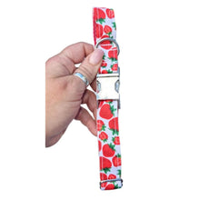 Load image into Gallery viewer, Strawberries & Cream