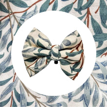 Load image into Gallery viewer, William Morris Bow Ties