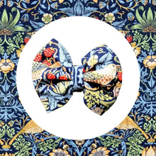 Load image into Gallery viewer, William Morris Bow Ties