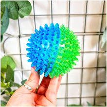 Load image into Gallery viewer, Flashing Ball - Blue & Green