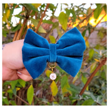 Load image into Gallery viewer, Personalised Teal Bow Tie
