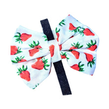 Load image into Gallery viewer, Strawberries &amp; Cream Bow Ties
