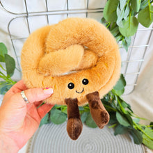 Load image into Gallery viewer, Perry Pretzel
