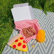 Load image into Gallery viewer, Pizza Meal Deal New York Style
