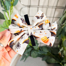 Load image into Gallery viewer, Fang-tastic Bats Sailor Bows
