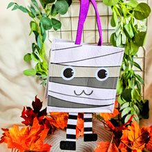 Load image into Gallery viewer, Trick For A Treato Mummy Loot Hamper
