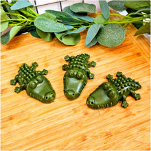 Load image into Gallery viewer, Croc Bites Daily Vegan Dental Chew
