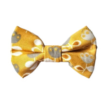 Load image into Gallery viewer, Scandi Flowers Bow Ties
